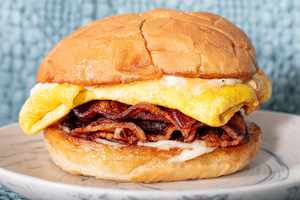 Burgers 1: Brekkie Sandwich