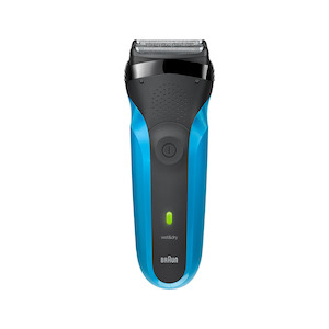 Braun Series 3 310s Wet & Dry shaver with 3 flexible blades