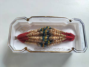 All: MR Thread with Blue Pearl Single