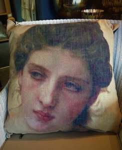 Cushions: Face Cushion