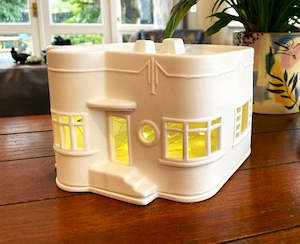 Art Deco: Art Deco Tealight House