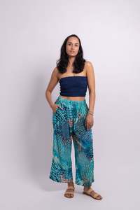 Indigo Parrot Fish Cropped Grace Pant