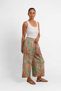 Green Coco Palm Cropped Grace Pant