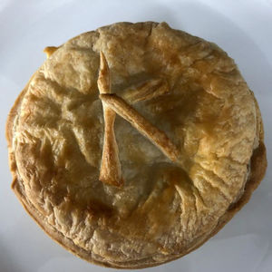 Products: Steak and Kidney Pie – Manly Park Kitchen