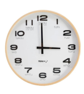 G: Large Te Reo Clock - White