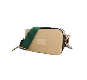 Tū Whitia Camera Bag