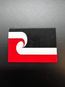 Cards And Packaging: Magnet - Tino Rangatiratanga