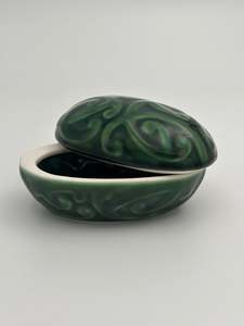 Ceramic Statues: Ceramic Trinket Box (S)