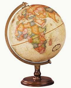 Midnight Globe – 30cm – MapCo NZ – Maori, Pacific Island and New Zealand Maps