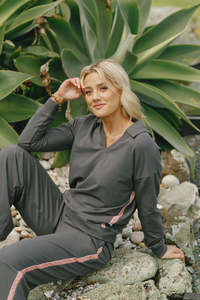 Homelee Camilla Collar Crew - Craphite with Blossom Velvet Ribbon