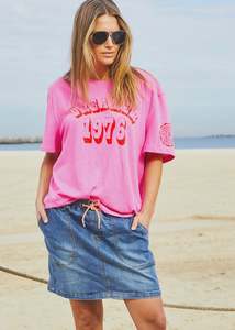 Hammill: Hammill & Co 1976 Dreamer Tee - Hot Pink