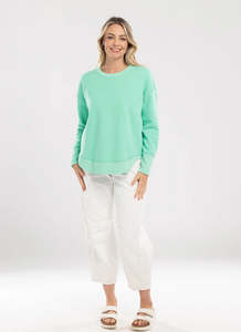 New Collection: Mi Moso Ena Sweat - Green