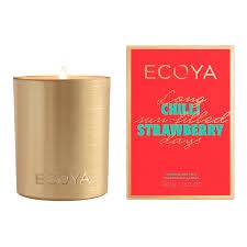 Ecoya: Ecoya Goldie Candle Holiday Collection - Chilli Strawberry