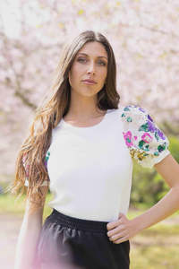 Charlo: Charlo Hattie T-Shirt