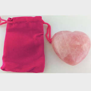 Carolina Trading: Carolina Rose Quartz Hearts with Pouch