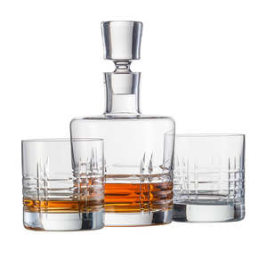 D & A Home Basic Bar Surfing Whiskey Decanter + 2 Glasses