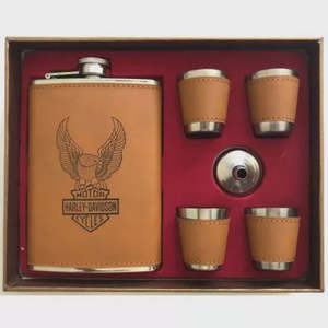J & M Hip Flask Set Harley Davidson