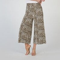 Betty Basic: Betty Basics Crystal Crop Jogger - Cheetah