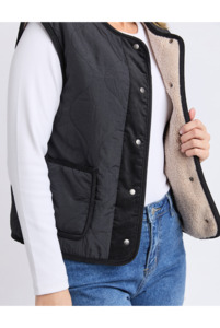 Foxwood: Foxwood Alberta Vest - Black