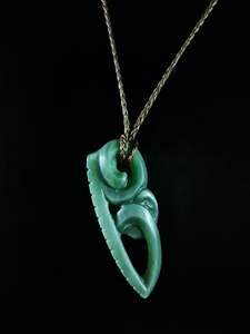 Notched Manaia - Inanga Pounamu