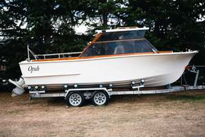 Seaflite "Classic" Trailerable Cabin Cruiser