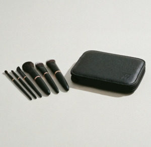 Youngblood: YB- LUXE Makeup Brushes- Travel Brush Set- RET