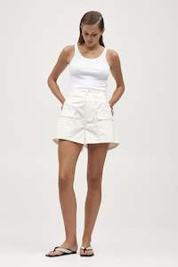 JOURNEY SHORT - IVORY