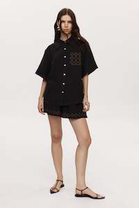 Shirts 1: TEGAN SHIRT - BLACK
