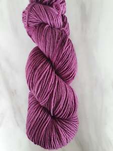 8 Ply Yarn Dk: Amethyst - DK 8ply merino