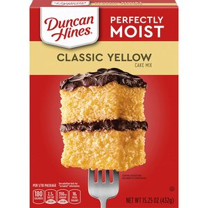 Baking: Duncan Hines Classic Yellow Cake Mix 15.25oz