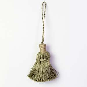 Mini Tassel Short - Oakmoss