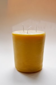 Products: Beeswax 3-Wick Candle Large Maruia River Retreat: Luxury Wellness Resort New Zealand