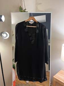 Affordable Clothing: Pre-Loved Black Kurti