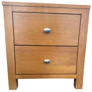 Bedroom Furniture: Kinloch 3  Drawer Bedside