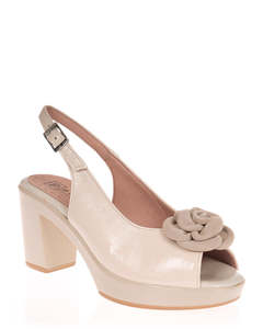 Mid Heels: Pitillos 20120 Cream Patent Leathe Heel