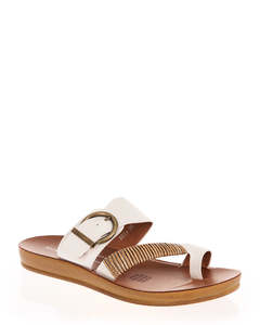 Flats: Los Cabos Bria Off White