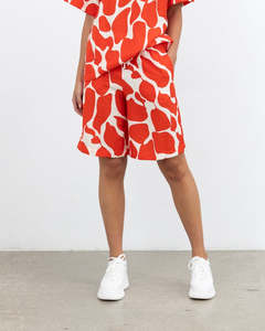 X LAB Stop Motion Short Red Print