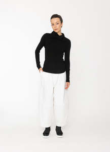 All: Blacklist Faye Top Black