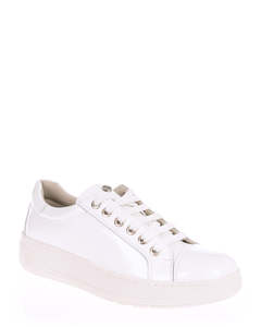 Low Back Sneakers: Pitillos 10921 White Patent Leather Sneaker