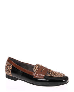 Heels: Pitillos 10870 Black Patent & Leopard Print Leather Shoe