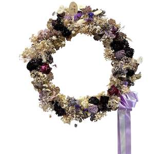 100: Plum cottage garden wreath
