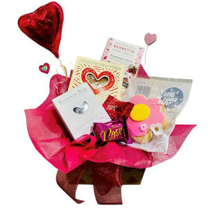 Gift Baskets: Valentines Day Sweet Treat Box