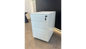 Kobe Metal Mobile Pedestal - Run Out / Stock Clearance