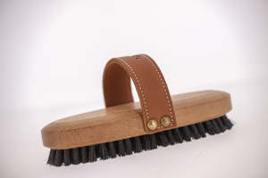 Equine: Penelope Finishing Brush Large & Small