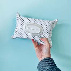 Hidette Wipes Cover: Hidette Wipes Cover - Black Cross