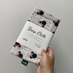 BURP CLOTH - Minnie Moo