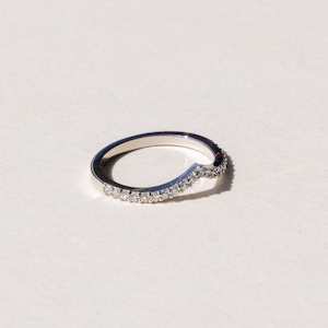 Lila Wishbone Pave Band