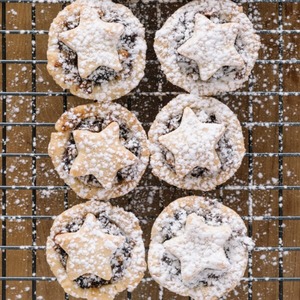 Products: Christmas Mince Tarts 6 pack