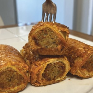 Products: 2 Giant Sausage Roll packs for