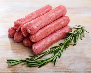 Beef & Garlic Sausages Gluten-Free Sausages Wellington Meat Direct